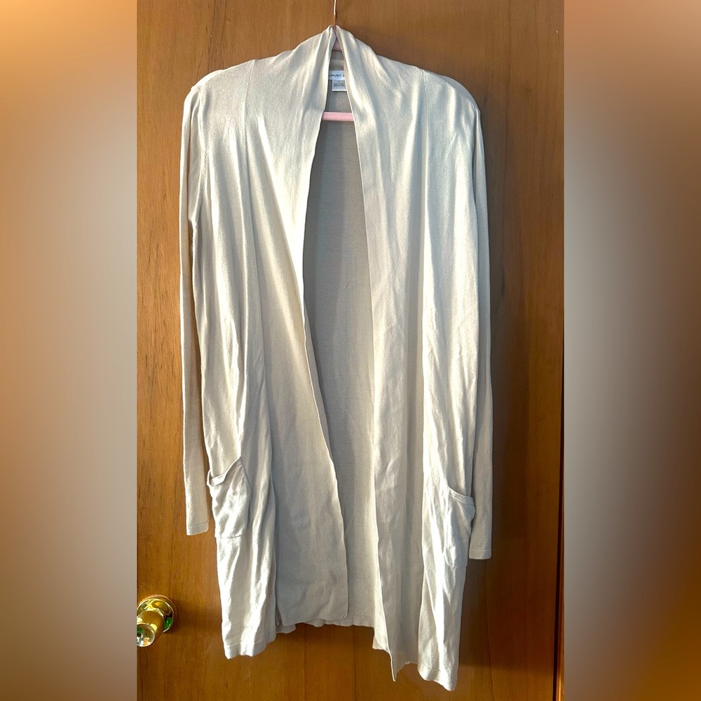 August Silk womens long sweater. Light weight. Very pale tan/cream. Size L